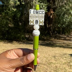 Green Proud Army Mom Pen